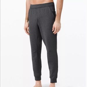MENS LULULEMON JOGGER PANTS